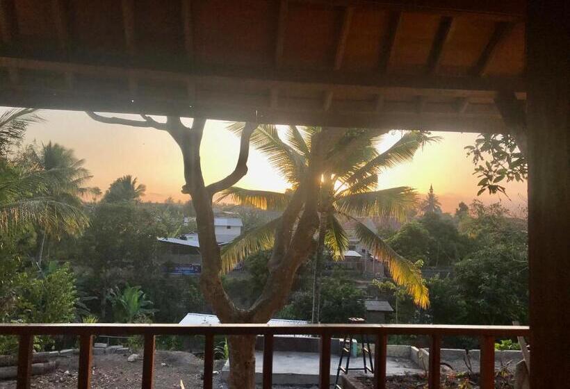 Номер Стандарт с Террасой, Muni S Lombok Bungalow