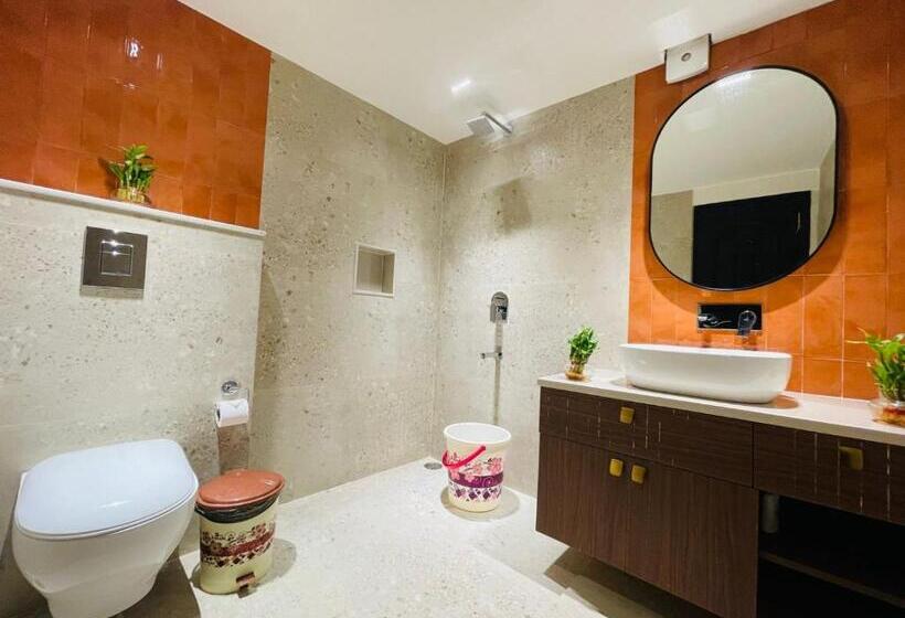 اتاق لوکس, Premium Suites In Malviya Nagar