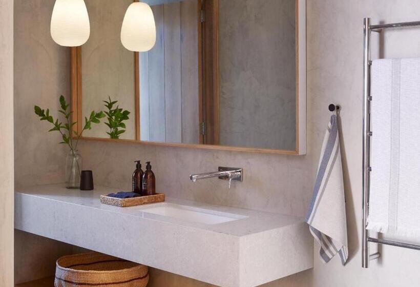 Номер Deluxe Кровать Кинг, Walkers Beach