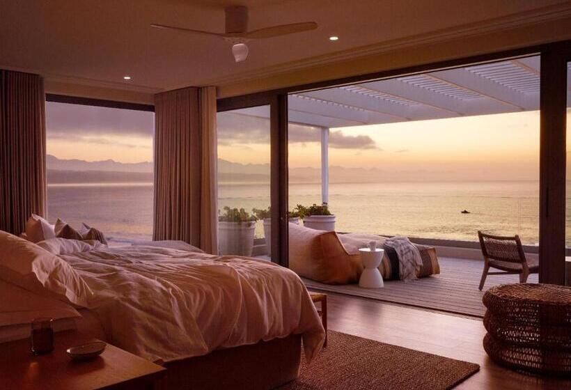 Люкс, Walkers Beach