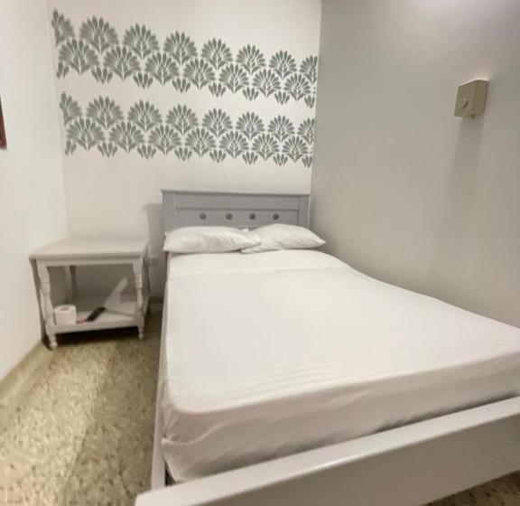 חדר סטנדרט יחיד, Balcon De Oro Curumani