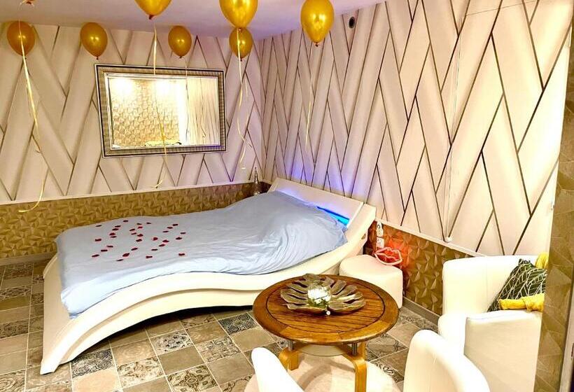 标准间带漩涡浴缸, Espace Détente Jacuzzi Sauna