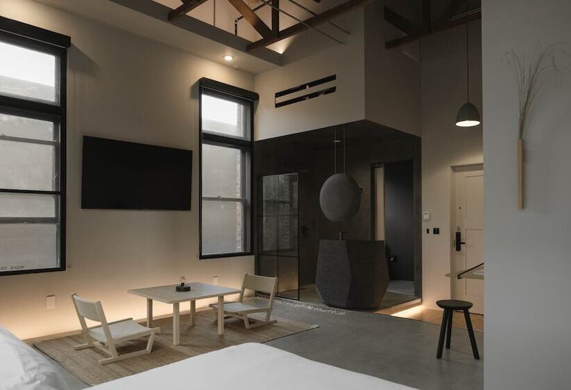 غرفة سوبيريور سرير كينج, Kodō