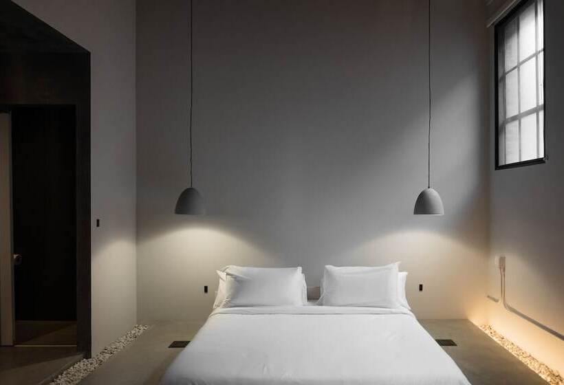 غرفة ديلوكس سرير كينج, Kodō