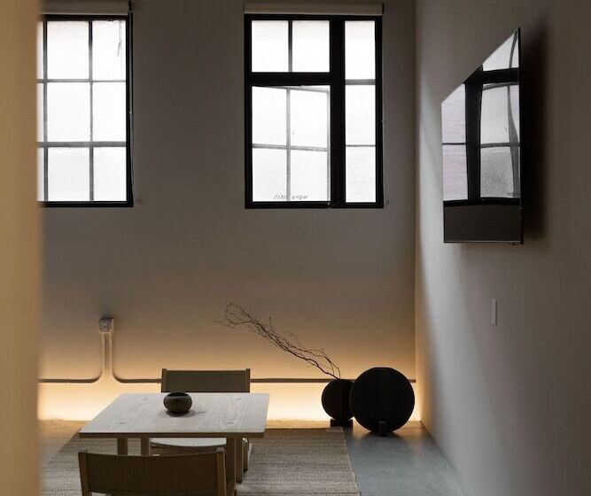 غرفة ديلوكس سرير كينج, Kodō