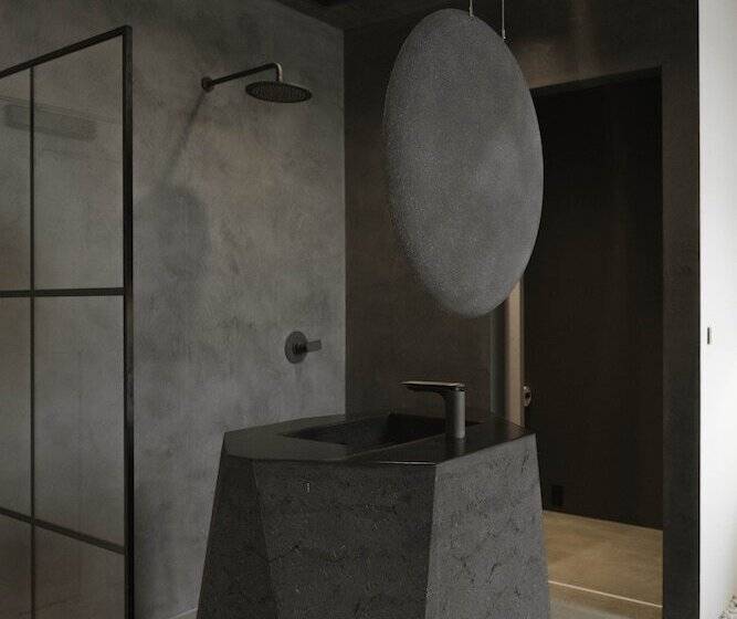 غرفة سوبيريور سرير كينج, Kodō