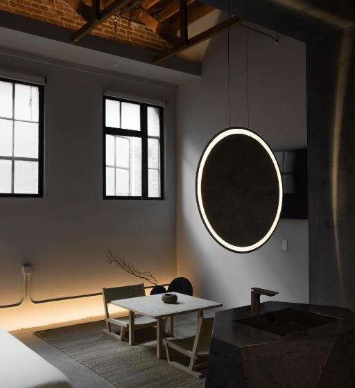 غرفة ديلوكس سرير كينج, Kodō