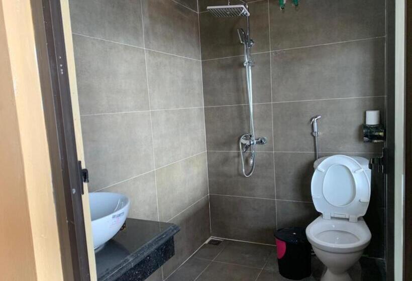 اتاق خانوادگی, Spring