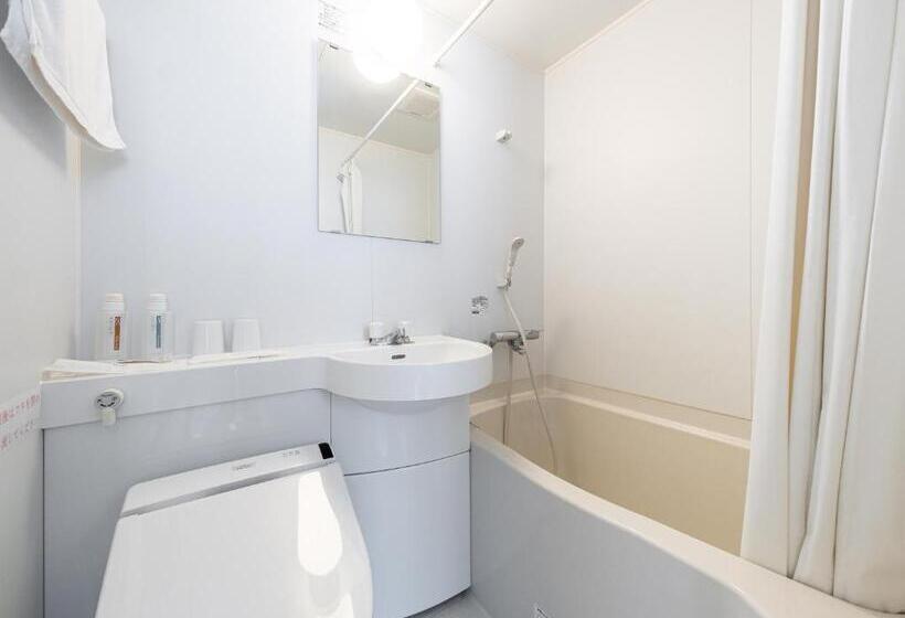 اتاق استاندارد سه نفره, Fuji Sakura Onsen Ryokan