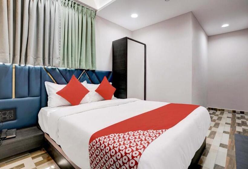 스탠다드 룸, Oyo Flagship Hotel Lavish