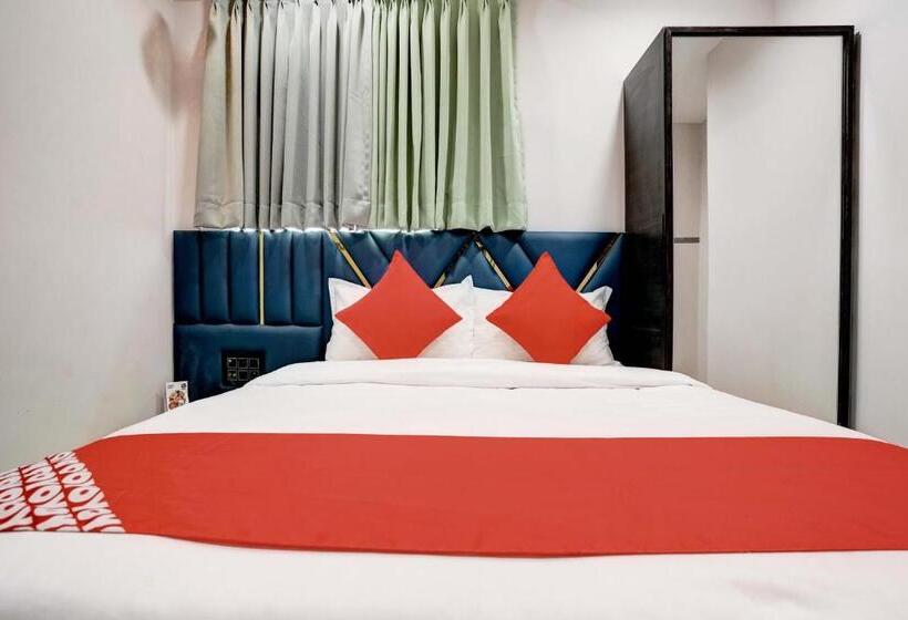 스탠다드 룸, Oyo Flagship Hotel Lavish