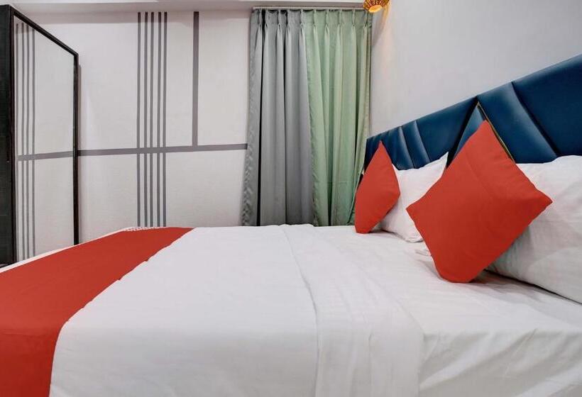 스탠다드 룸, Oyo Flagship Hotel Lavish