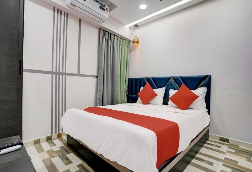 Номер Стандарт, Oyo Flagship Hotel Lavish