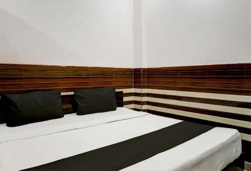 Трехместный Номер Классика, Midtown Guest House