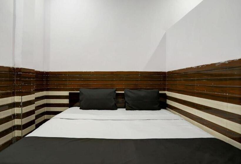 Трехместный Номер Классика, Midtown Guest House
