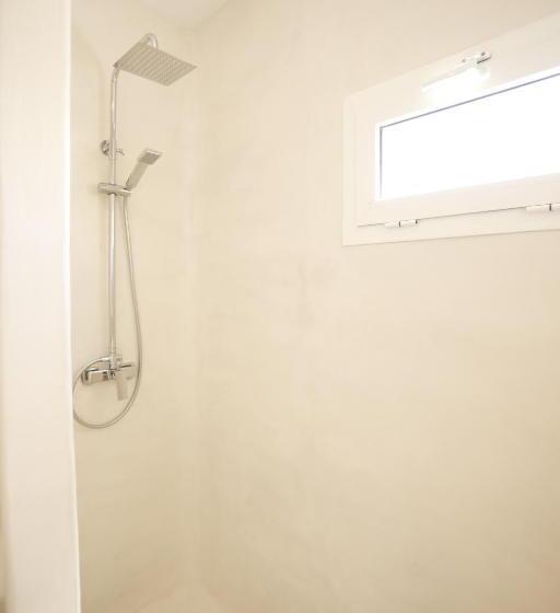 غرفة قياسية, Casa Anahita