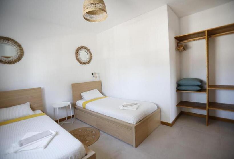 غرفة قياسية, Casa Anahita