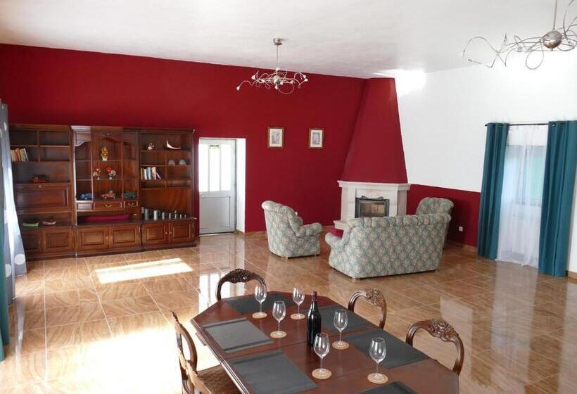 غرفة قياسية, Casa Fialli