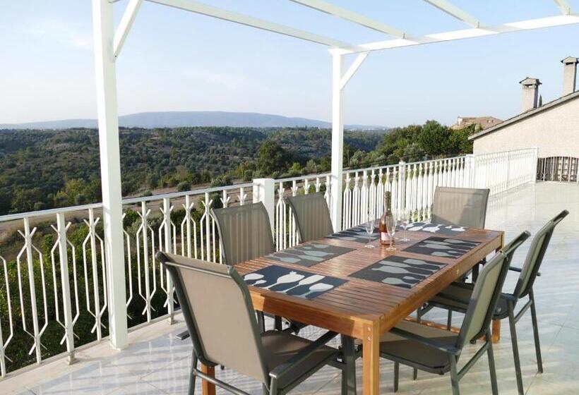 غرفة قياسية, Casa Fialli