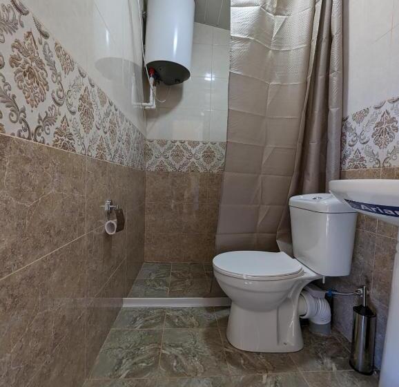 Номер Стандарт Трехместный, Cypress Guesthouse