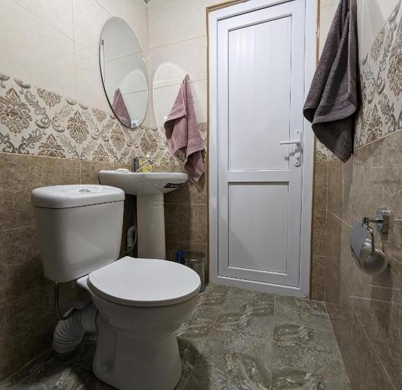 غرفة قياسية ثلاثية, Cypress Guesthouse