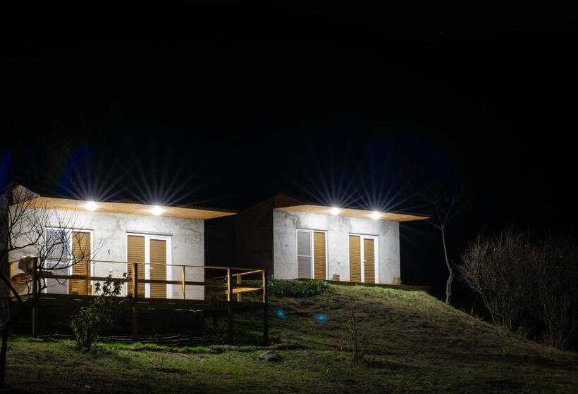 غرفة قياسية ثلاثية, Cypress Guesthouse