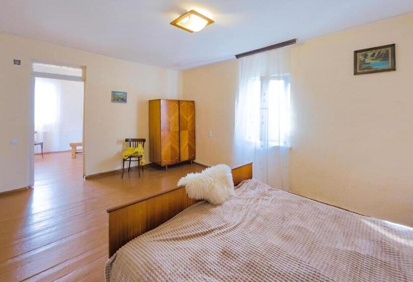 غرفة عائلية, Cypress Guesthouse