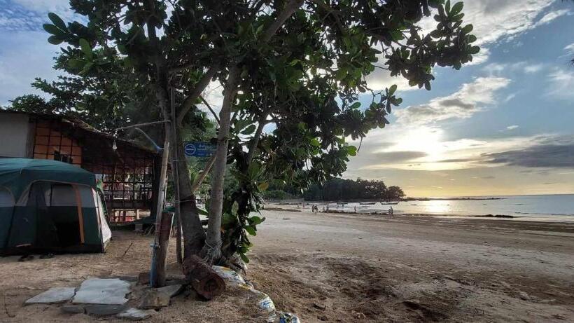 Standard Tent, Little Beach Garden