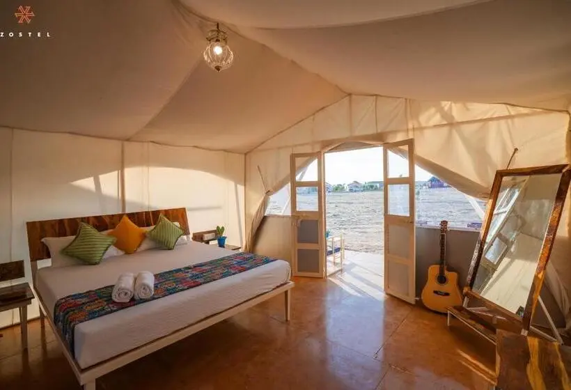 Tenda Standard, Zostel Sam Desert