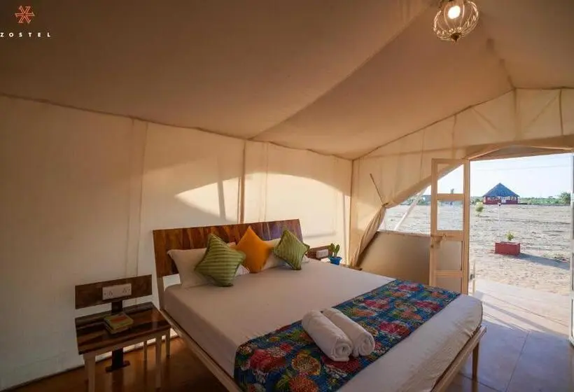 Tenda Deluxe, Zostel Sam Desert