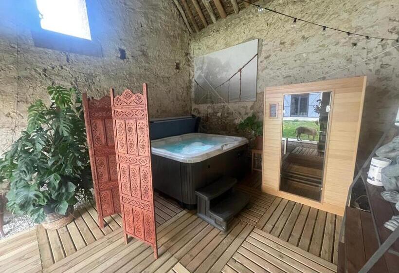 스탠다드 룸 킹사이즈 침대, Le Clos De L Olivier