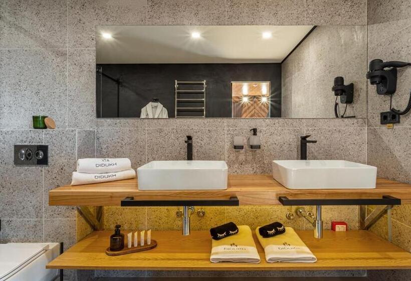 جناح دوبلكس, Didukh Eco Hotel&spa
