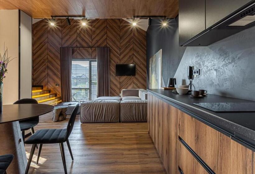 جناح دوبلكس, Didukh Eco Hotel&spa