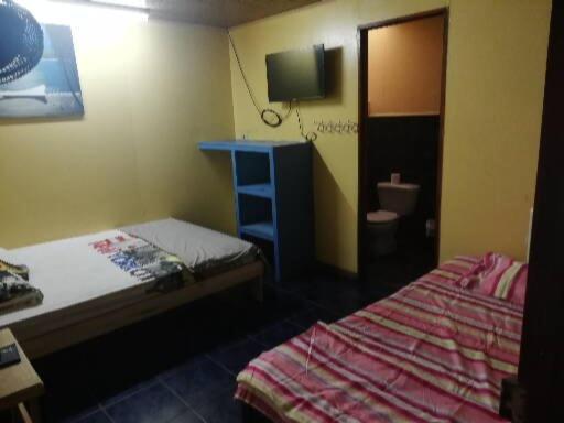 اتاق استاندارد سه نفره, Allan Veintiocho Puntarenas