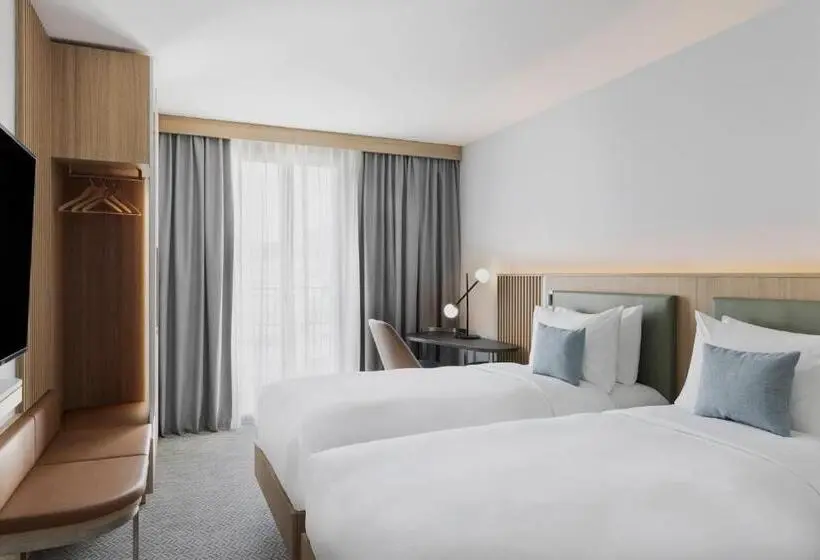 スタンダードインサイドビュールーム, Courtyard By Marriott Biel Bienne