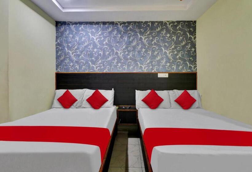 חדר קלאסי לשלושה, Oyo Flagship At Home Grand