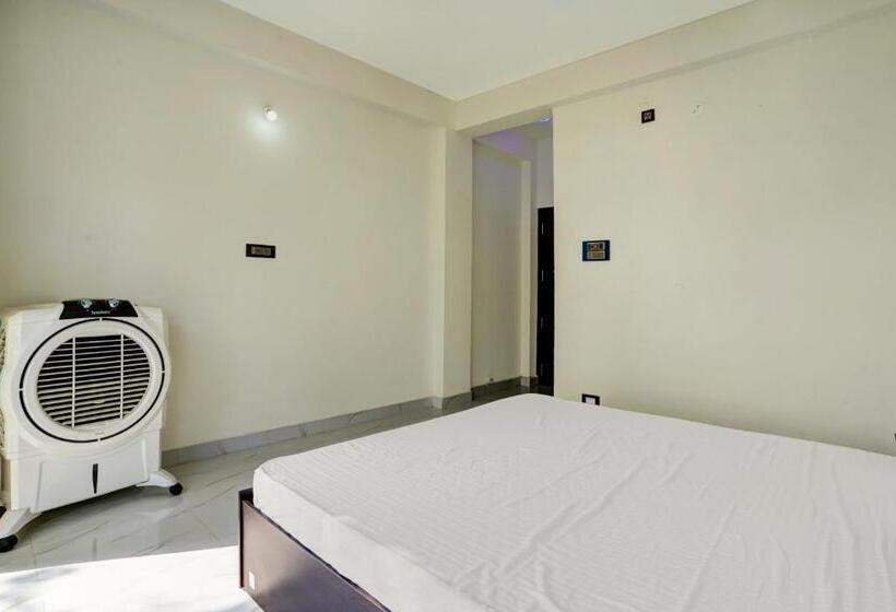 חדר סטנדרט, Oyo Gupta Marriage Hall And