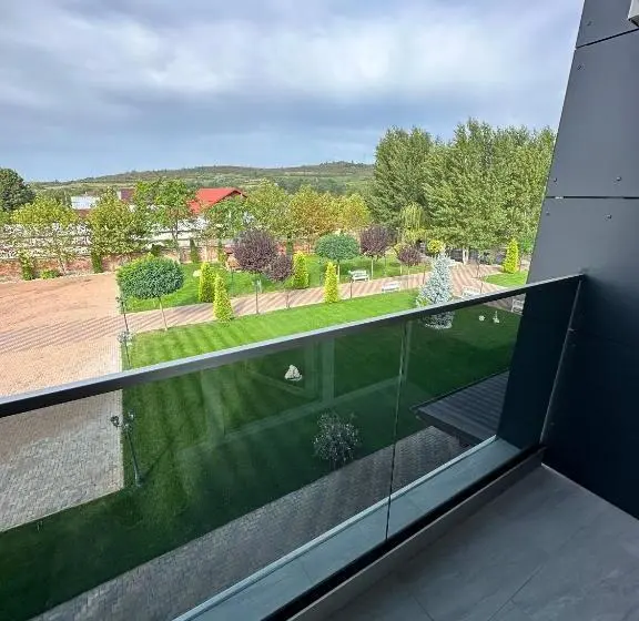 Apartament 1 Sypialnia z Balkonem, River Park