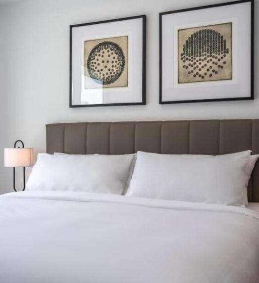 スタンダードスタジオ, Steveston Waterfront