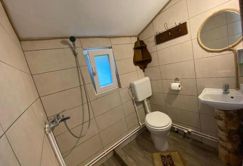 بنجلو عائلى, Casa Asy