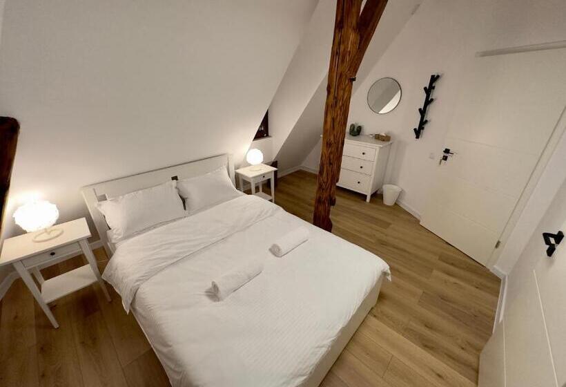 اتاق استاندارد, Townhouse Boutique