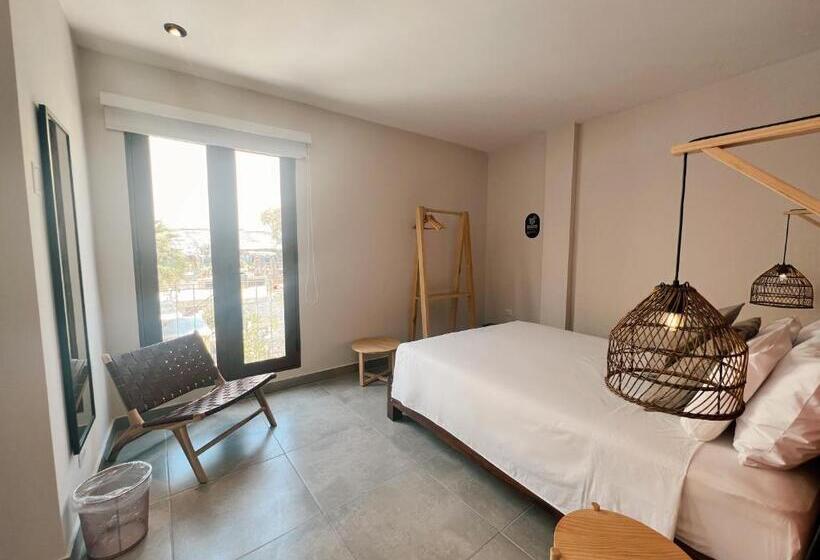 اتاق سوپریور, Viajero Huacachina Hostel