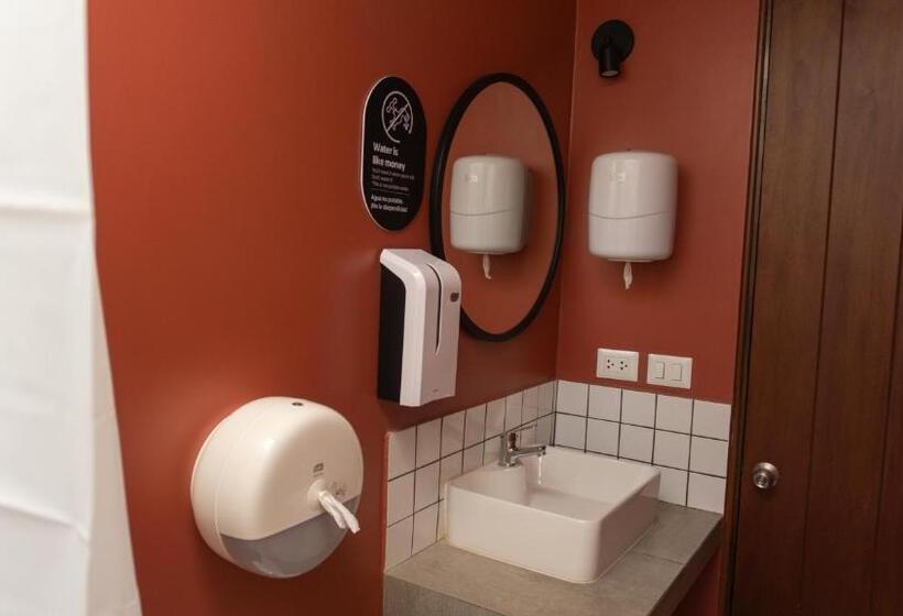 اتاق استاندارد, Viajero Huacachina Hostel