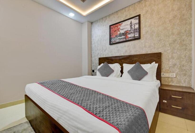 トリプルクラシックルーム, Townhouse 1268 Hotel Priyaj