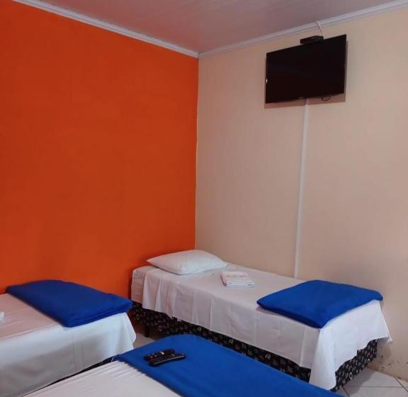 スタンダードトリプルルーム, Pousada Dona Nina