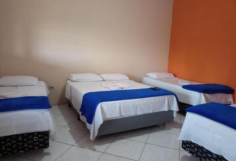 ファミリールーム, Pousada Dona Nina