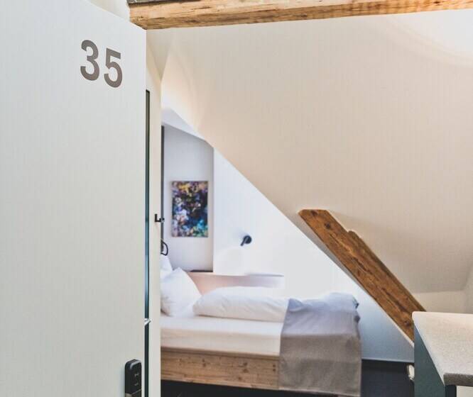 标准单人间, Blaue Rose Digital Check In