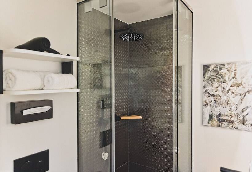 标准间, Blaue Rose Digital Check In