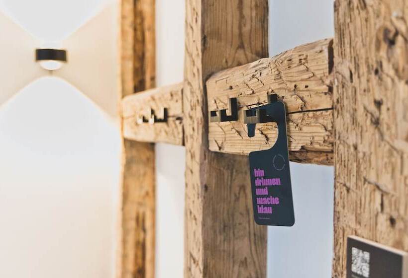 家庭间, Blaue Rose Digital Check In