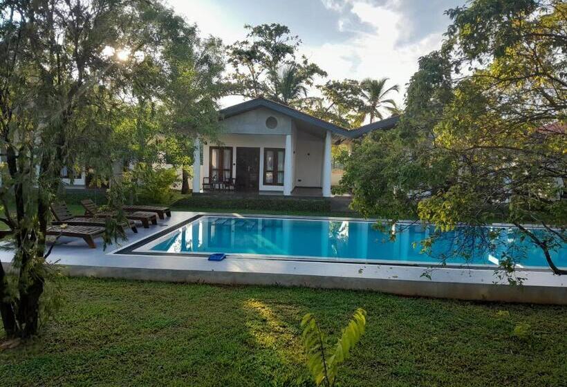 Вилла 2 Спальни, Bokka Almeida